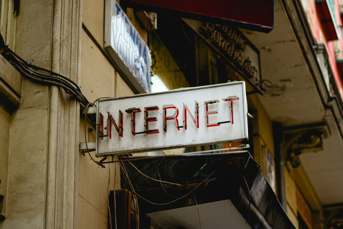 servicios de internet contratacion
