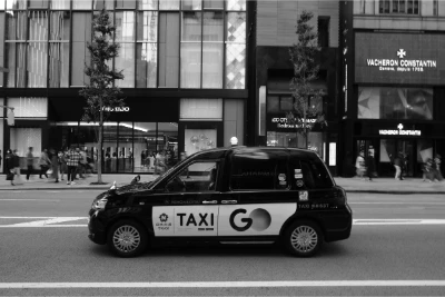 Taxi y transporte privado